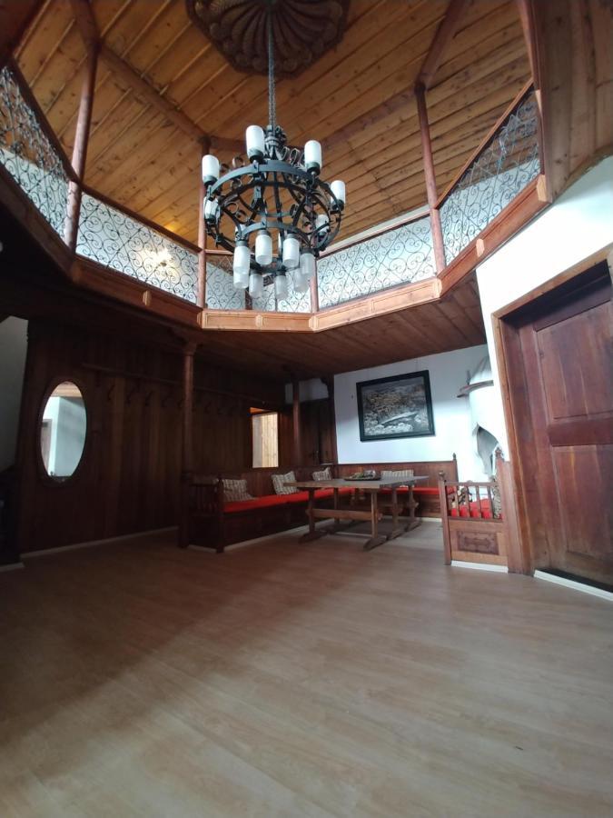 Architects House Vandrarhem Veliko Tărnovo Exteriör bild