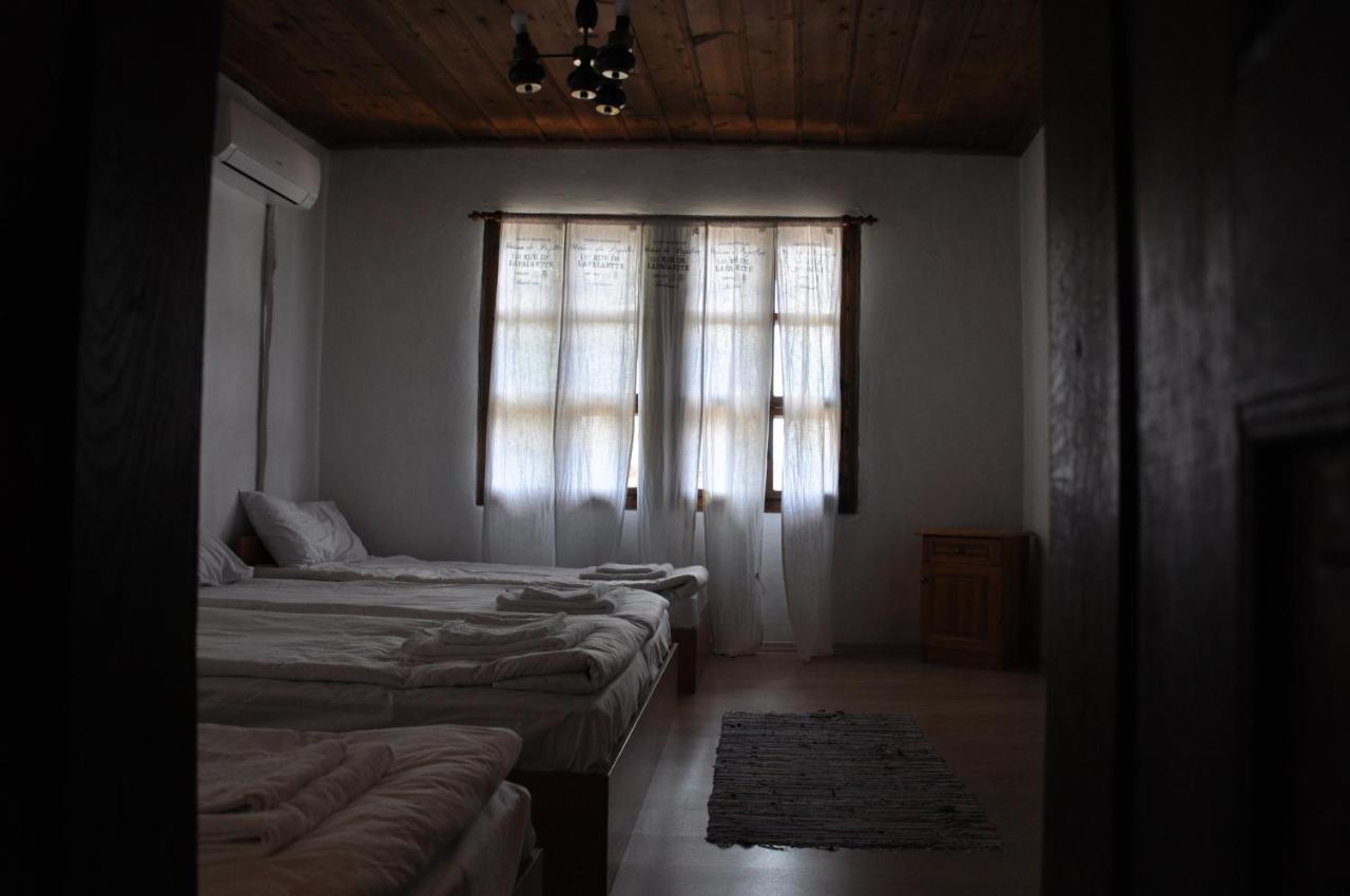 Architects House Vandrarhem Veliko Tărnovo Exteriör bild